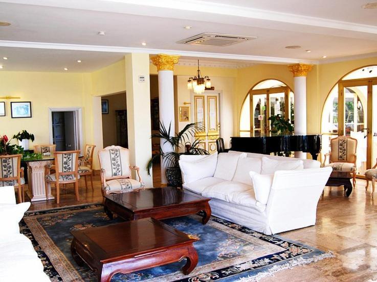 Hotel El Dorado Carboneras Extérieur photo
