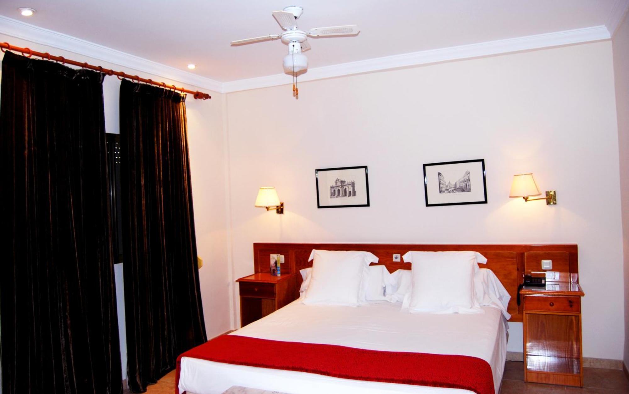 Hotel El Dorado Carboneras Chambre photo