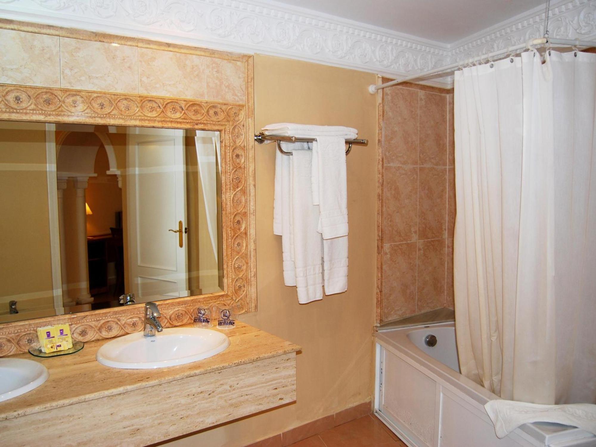 Hotel El Dorado Carboneras Extérieur photo