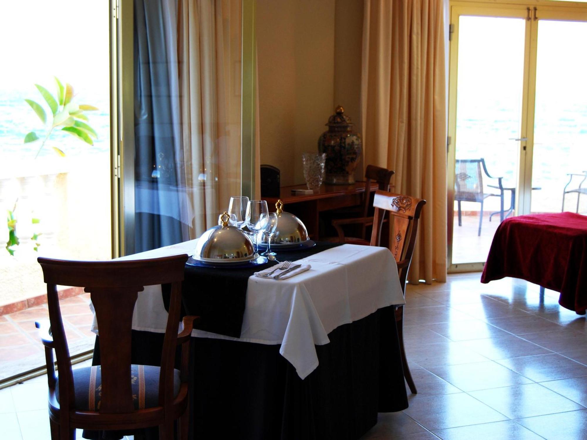 Hotel El Dorado Carboneras Chambre photo